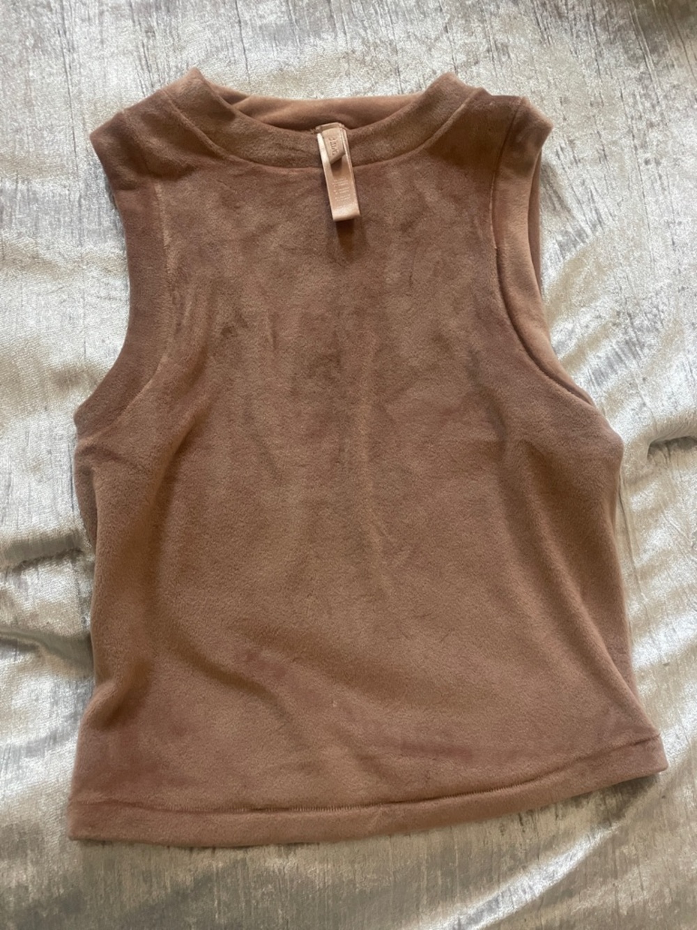Skims soft brown top
